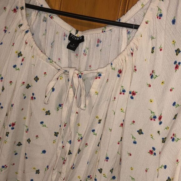 364. Torrid bees and flowers Gauze Blouson Half Sleeve top size 1 (1X) - Picture 5 of 10